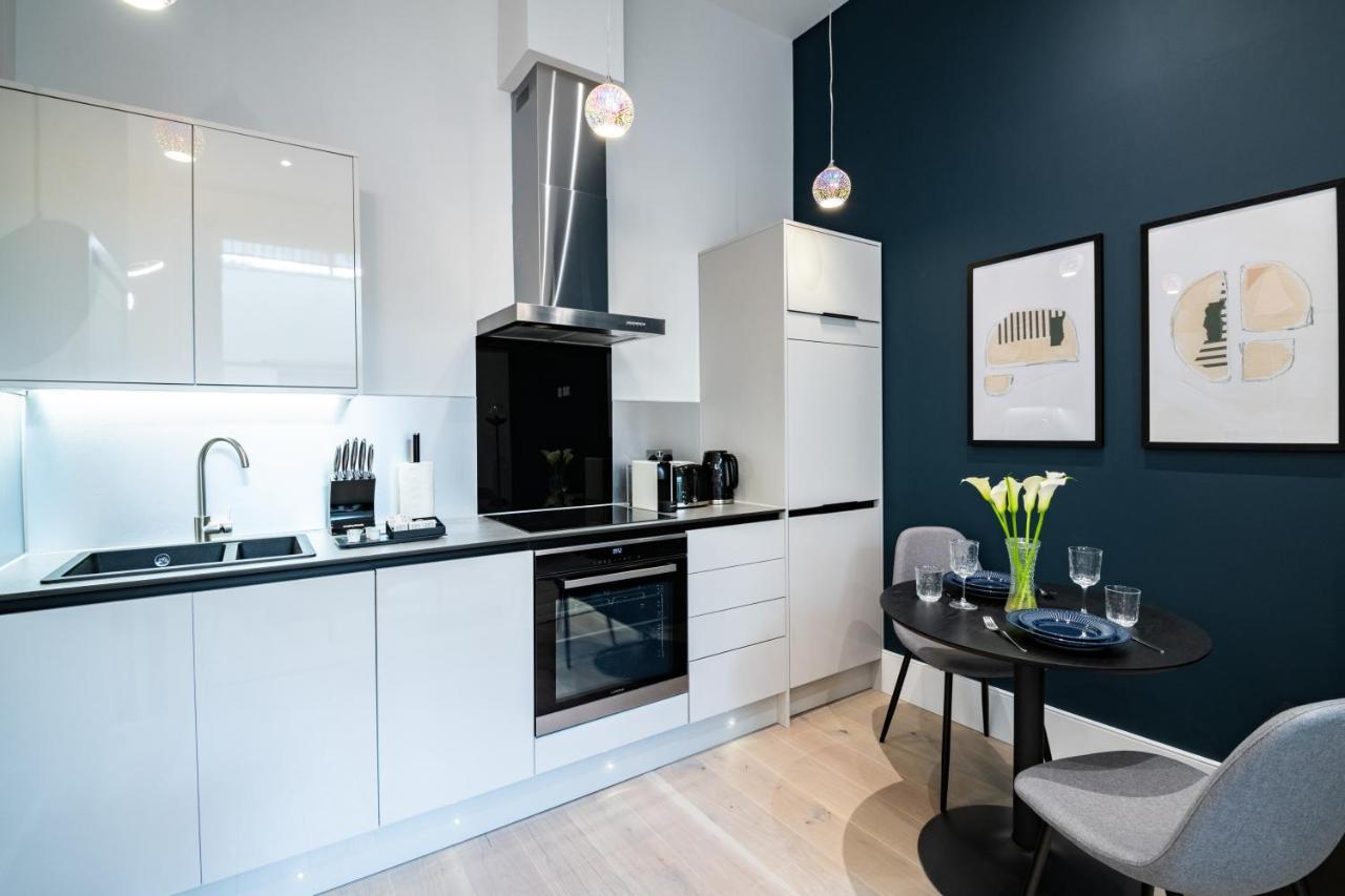 Queensberry Place By Stayo Londra Exterior foto